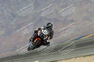 media/Feb-03-2024-SoCal Trackdays (Sat) [[767c60a41c]]/5-Turn 9 Set 2 (1040am)/